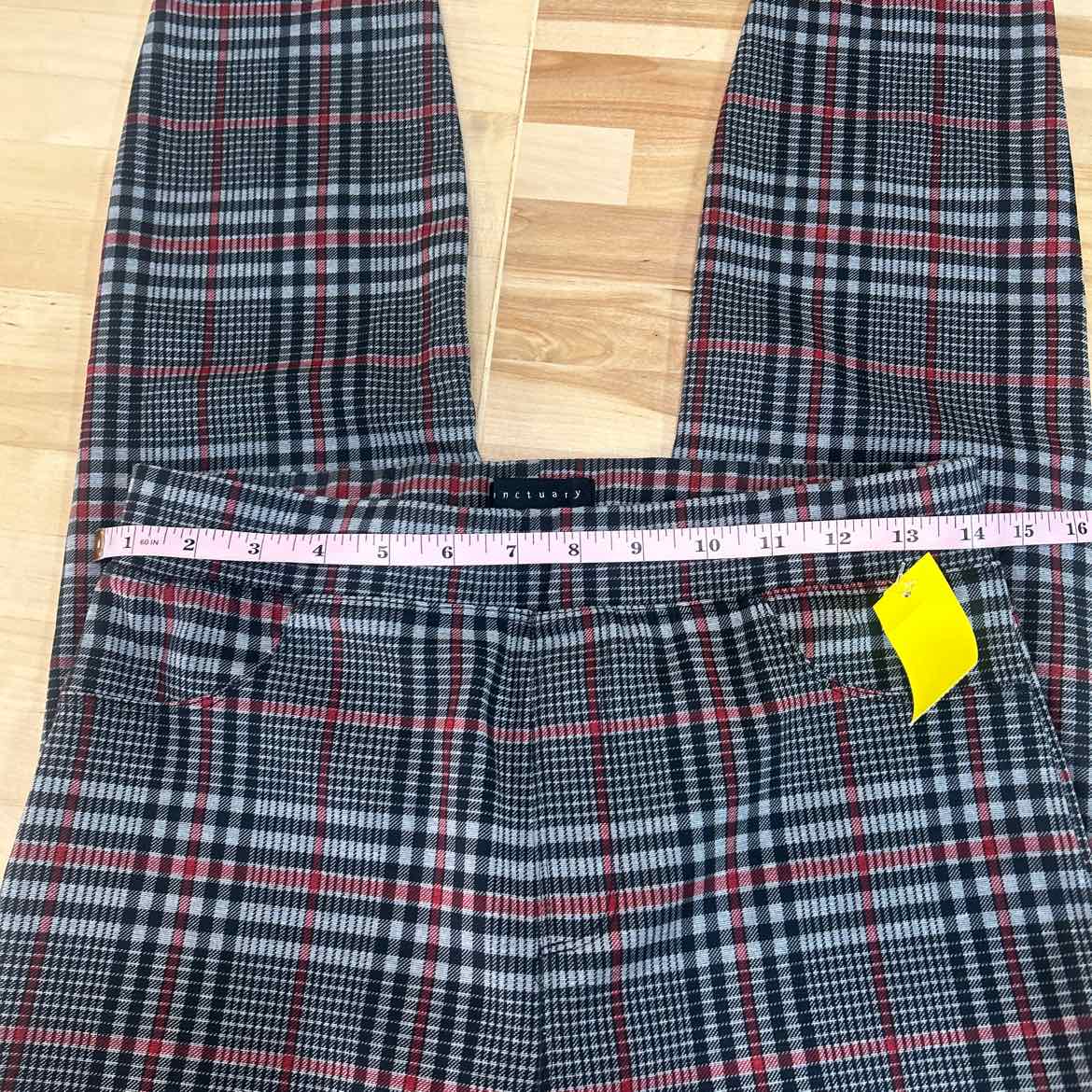 Santuary Size S Gray Red Black Pants