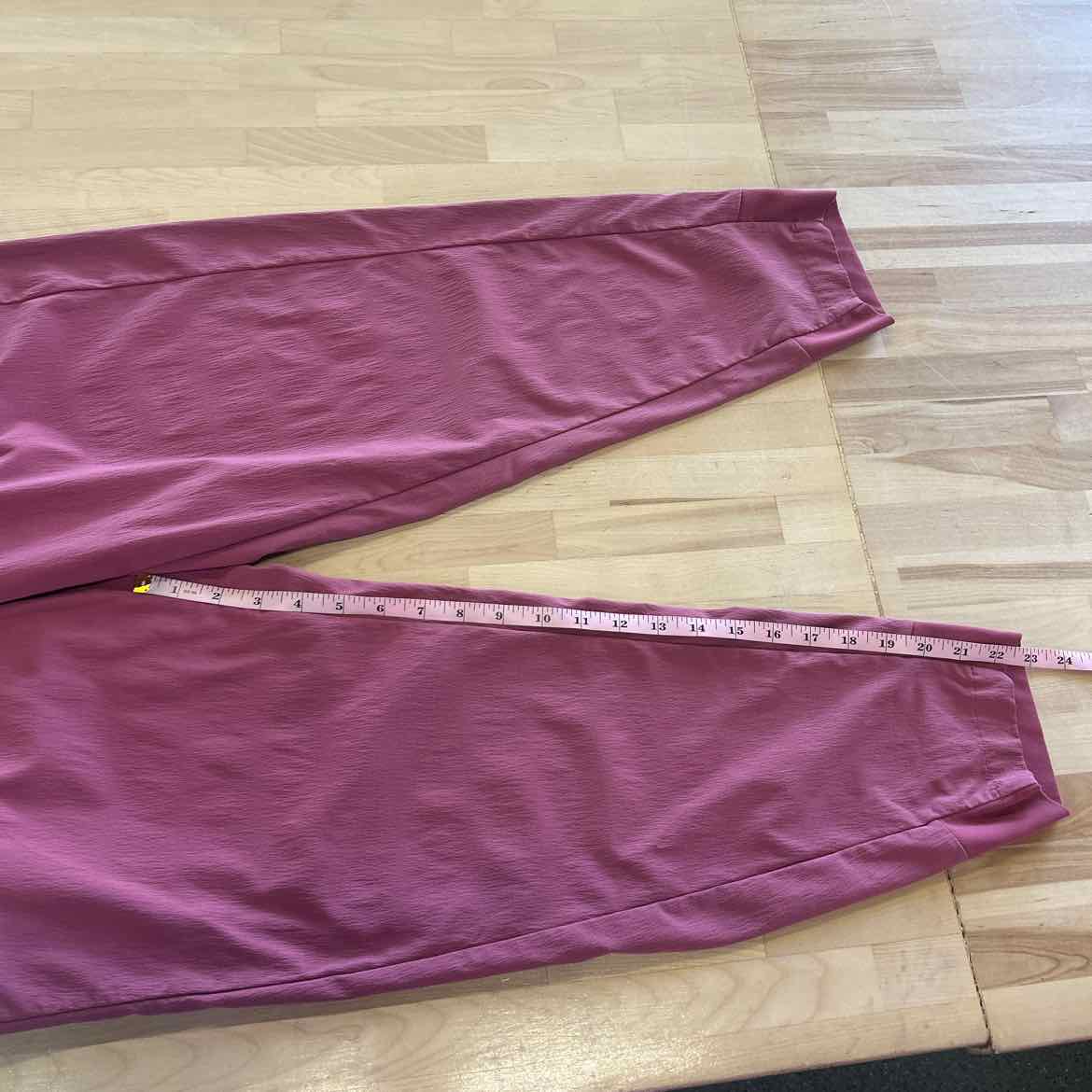 Athleta Size 16 Pink Preloved Jogging Pants