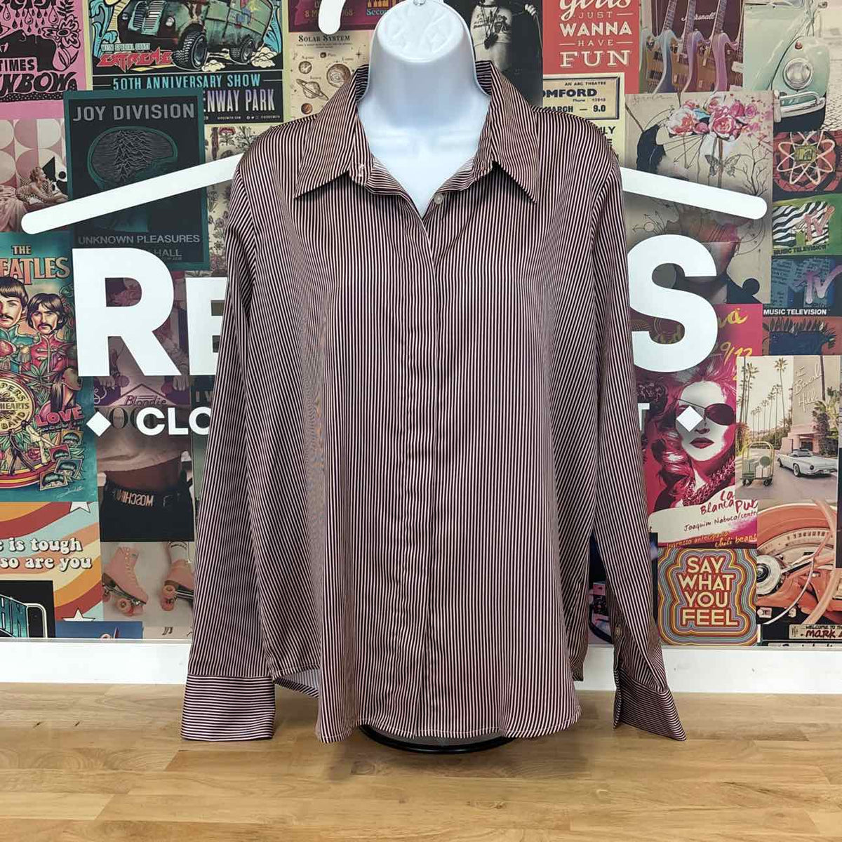 Ann Taylor Size M White Purple Preloved Button Down LS
