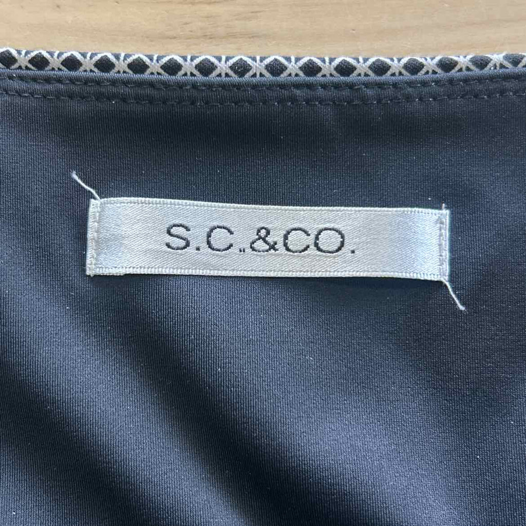 S.C. & Co. Size S Black White Preloved Skirt