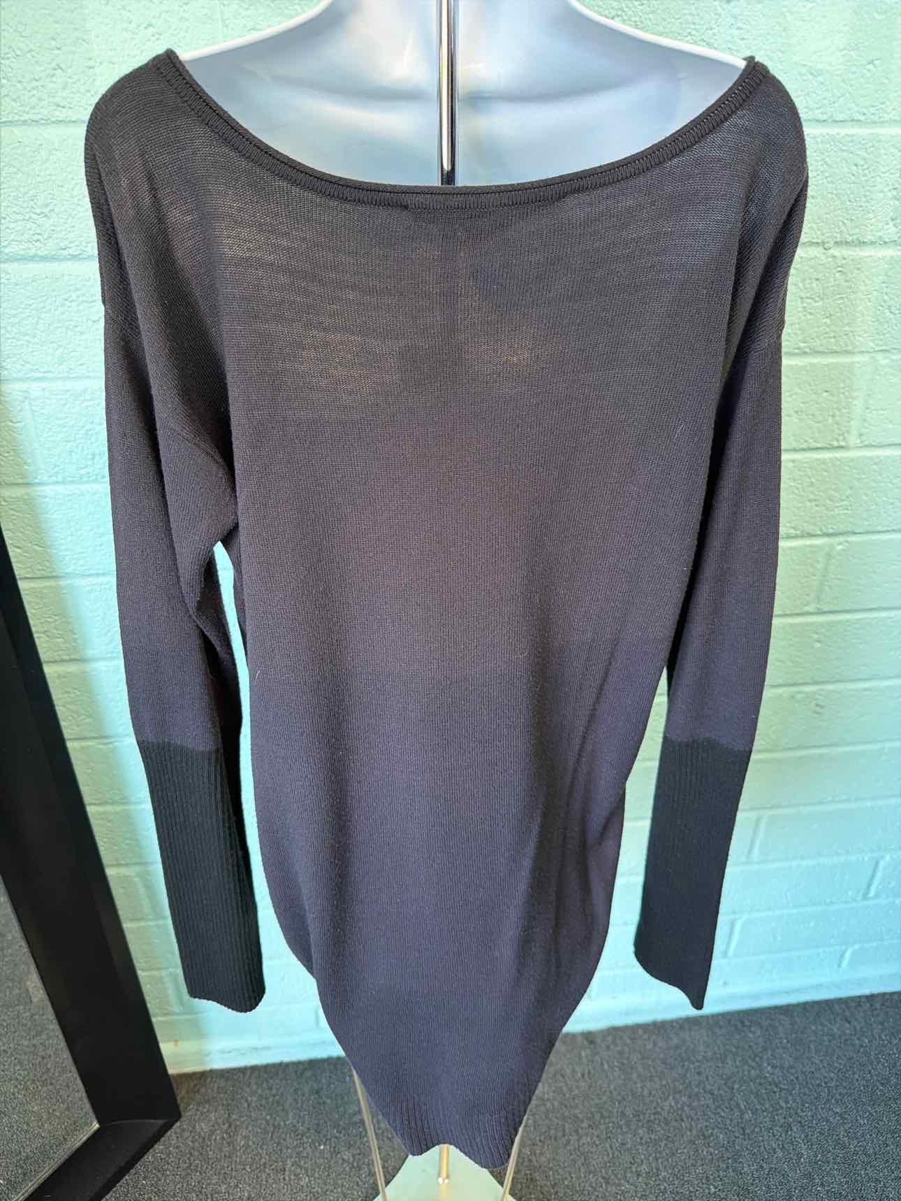 French Connection Size L Black Sweater