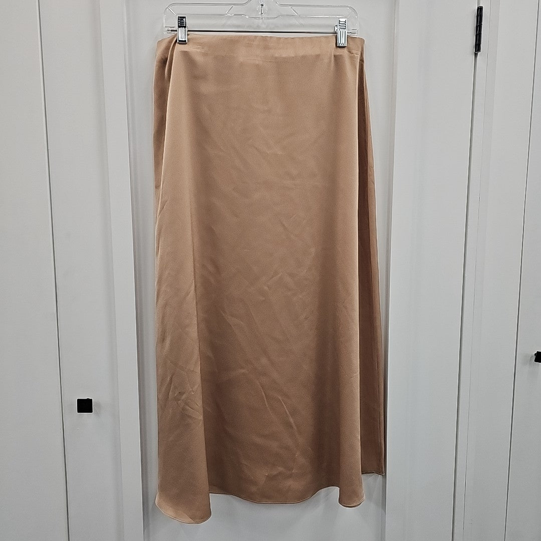Vince Camuto Size M Tan Skirt