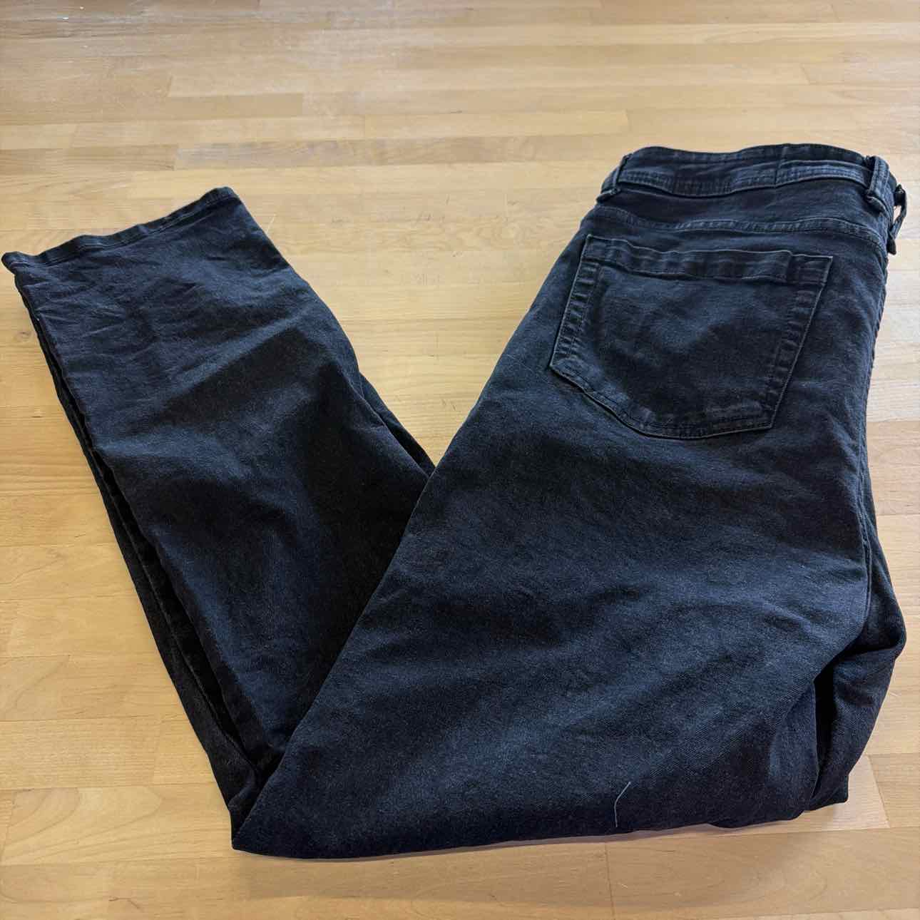 The Perfect Jeans Size 34x30 Black MENS Jeans