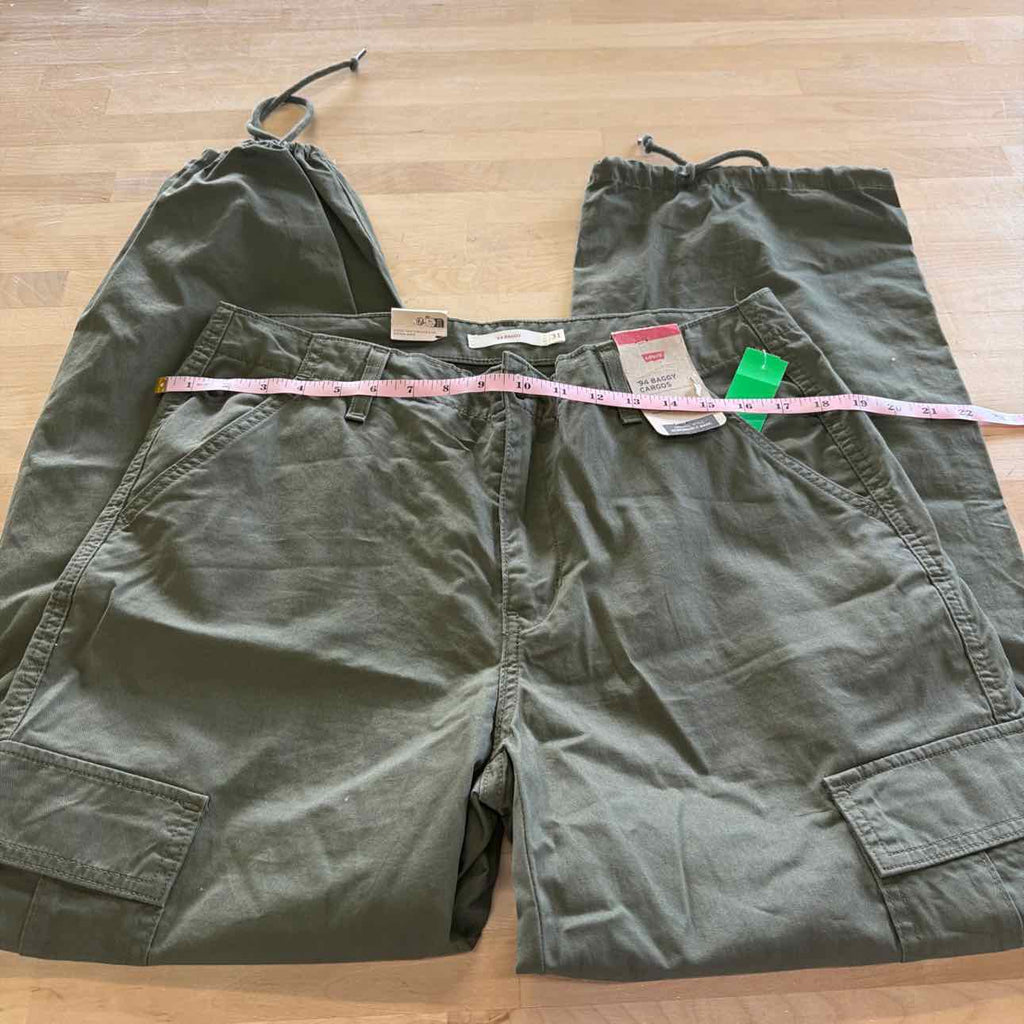 Levi's '94 Baggy Cargo Pants - Women's 31x30