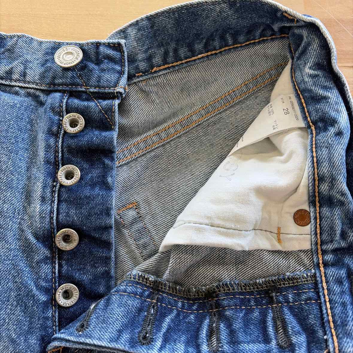 Moussy Women Size 28 Denim Preloved Shorts