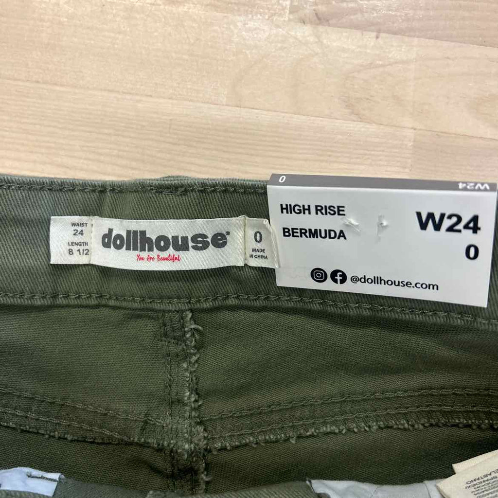 Dollhouse Juniors' High-Rise Frayed Bermuda Shorts - Green - 0