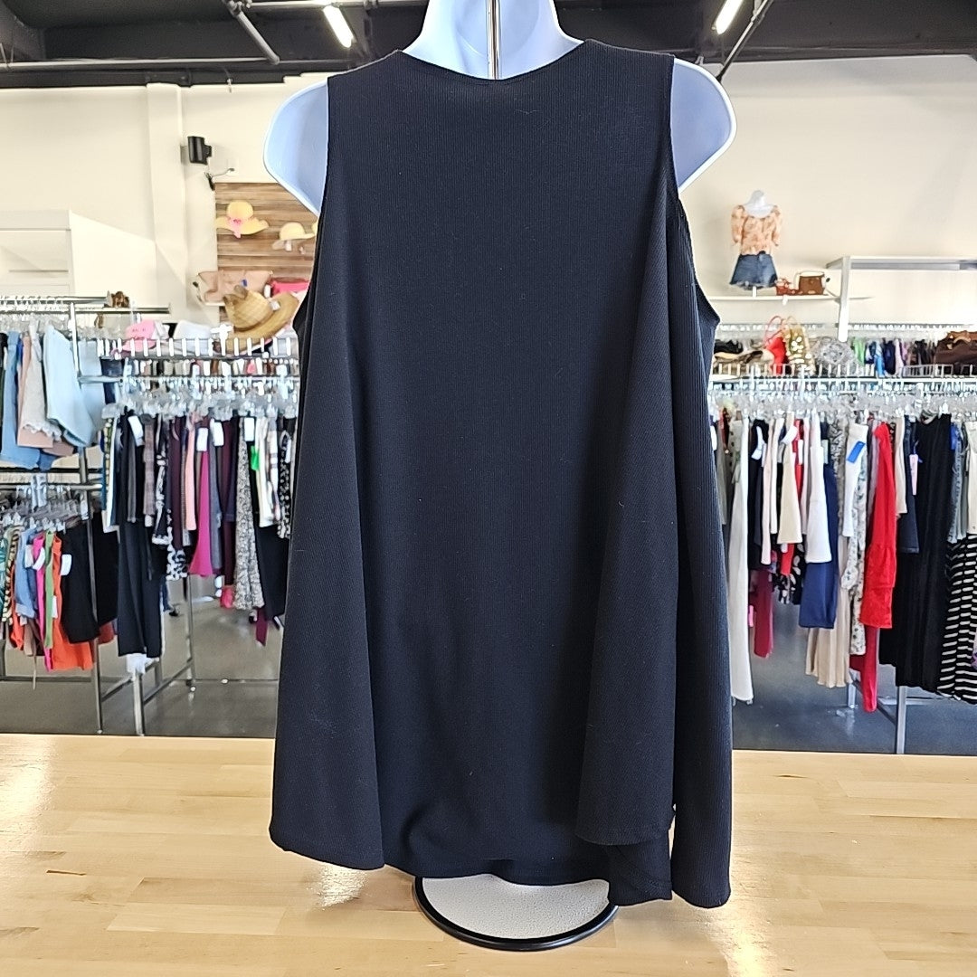 LYS Size L Black Longsleeve