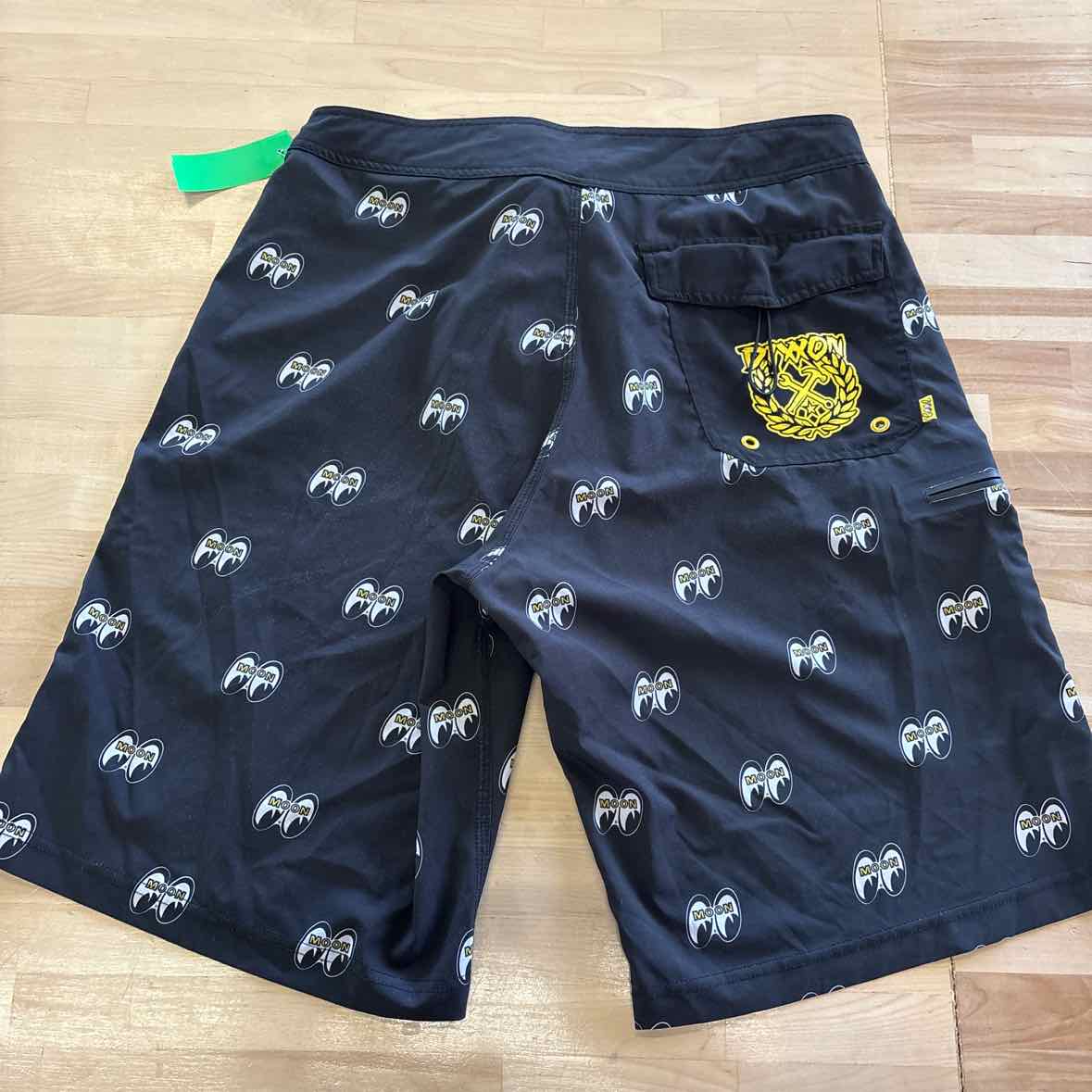 Dixxon Size 32 Black MENS Swimwear