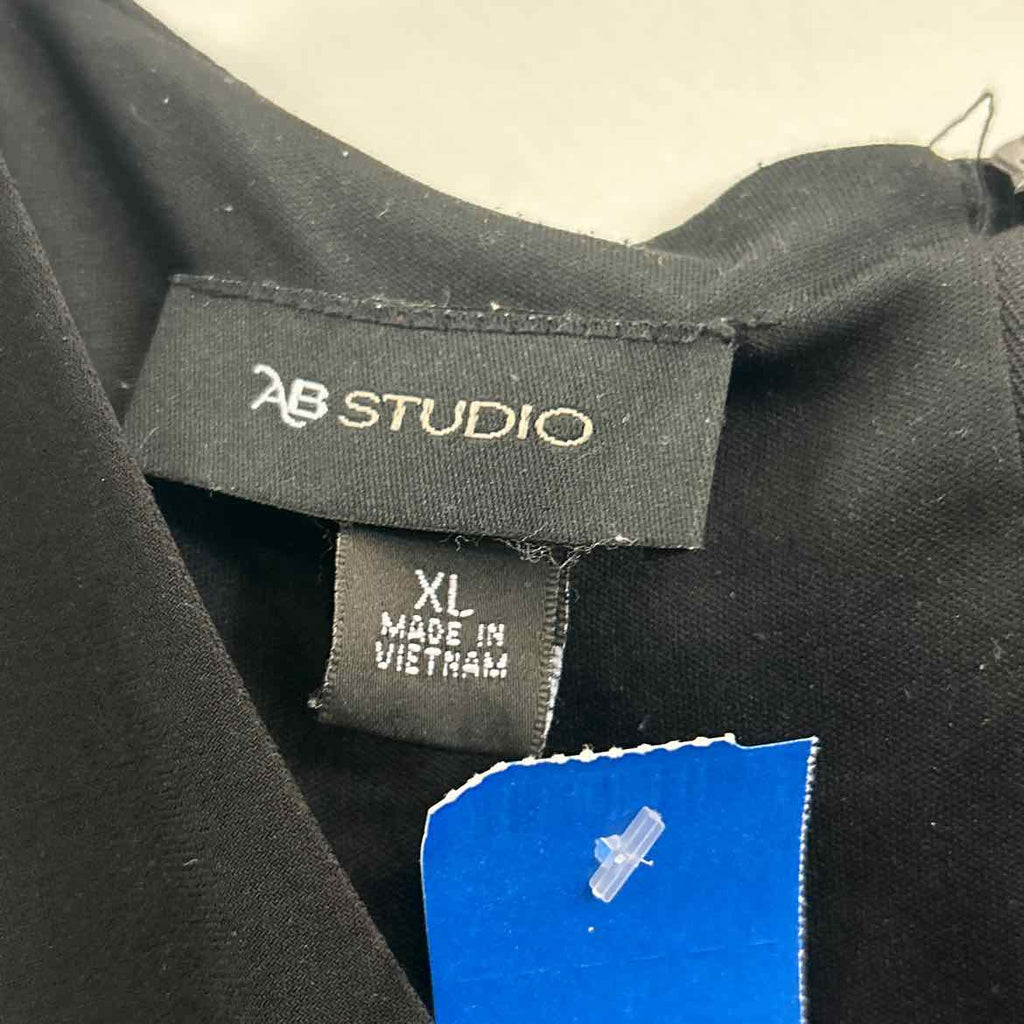 AB Studio Size XL Black/White Preloved Dress