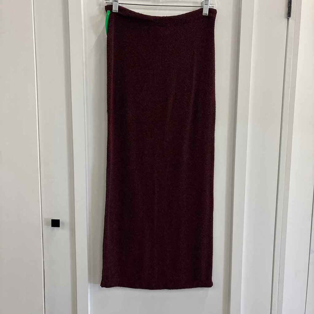 Pretty Good Size S Burgandy Preloved Skirt