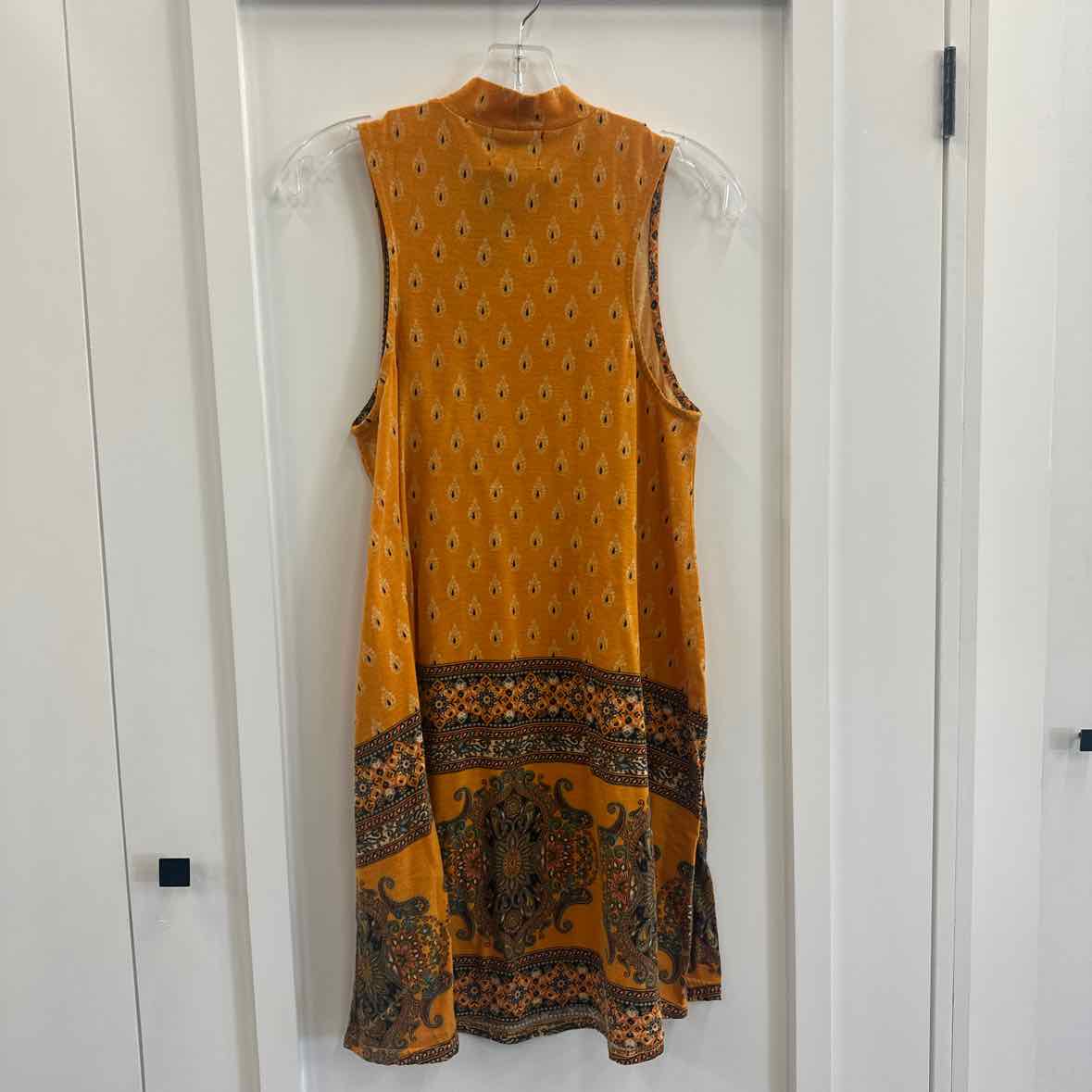 Angie Size L Gold Print sleeveless Dress