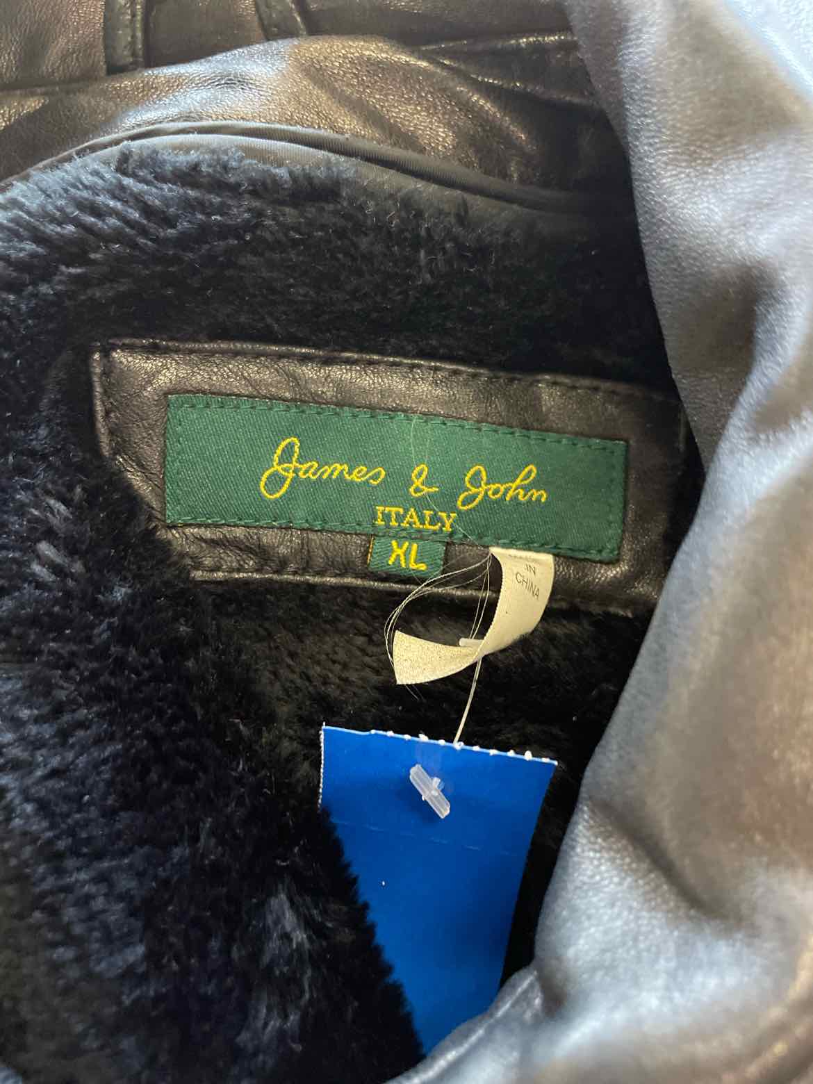 James & John Size XL Black MENS Jacket