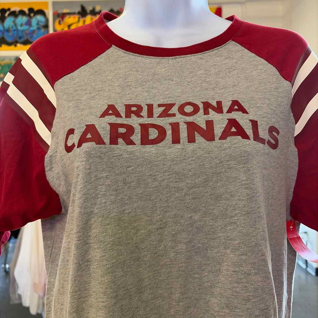 NFL Size M Gray & Red T-shirt