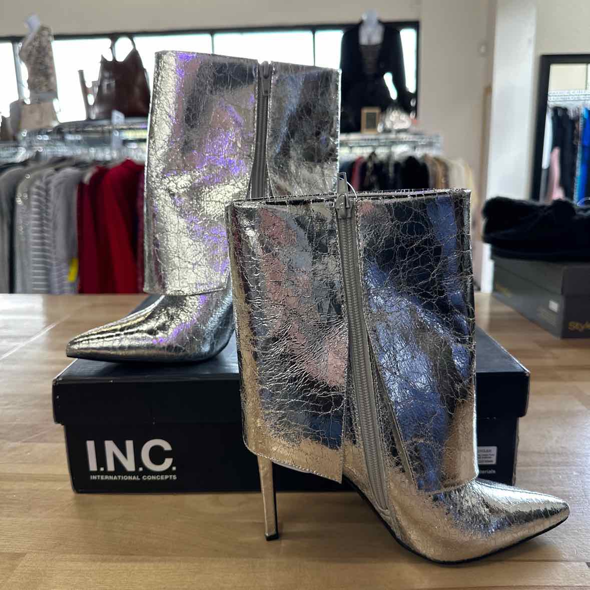 I.n.c. International Concepts Women's Sabeel Cuff Booties