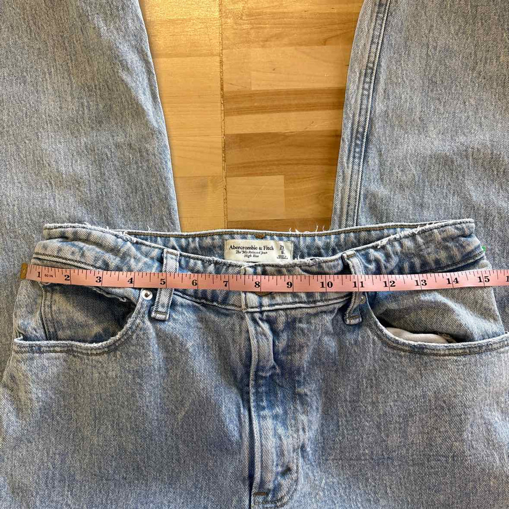 Abercrombie Size 8 Blue Denim Preloved Jeans