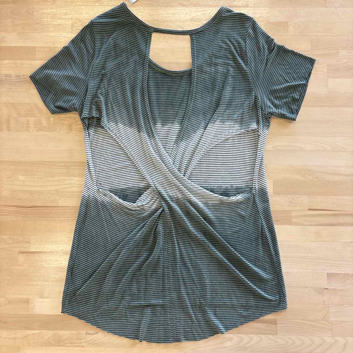 Gilded Intent Size XL Green T-shirt
