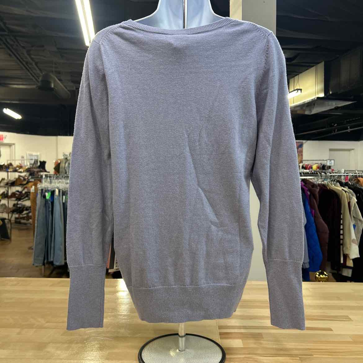 Worthington Size M Lilac Preloved Longsleeve