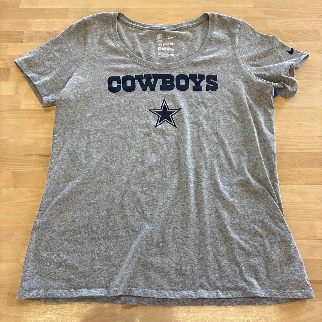 Nike Size XL Gray T-shirt