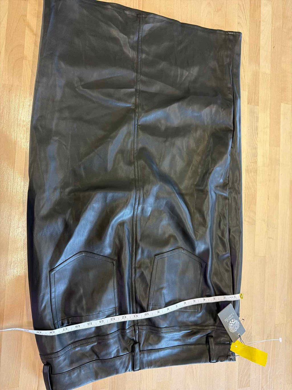 Vince Camuto Size 14 Skirt