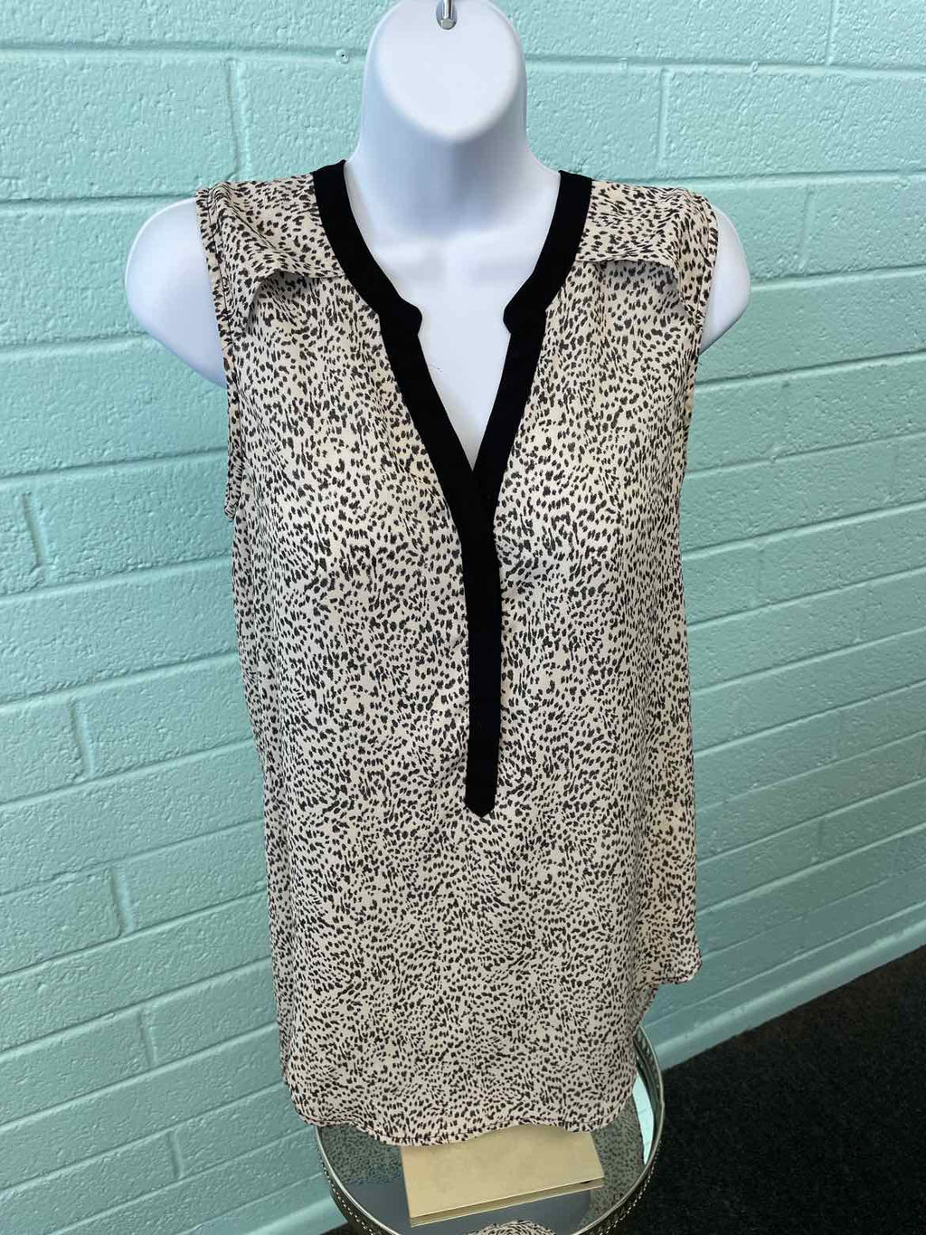 H&M Size 4 Tan/Black Sleeveless
