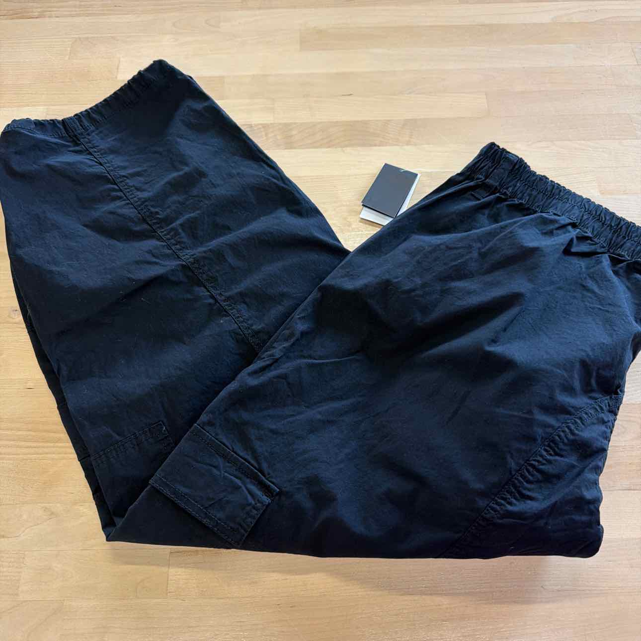 Celebrity Pink Juniors' Camo-Print Drawcord-Hem Parachute Pants