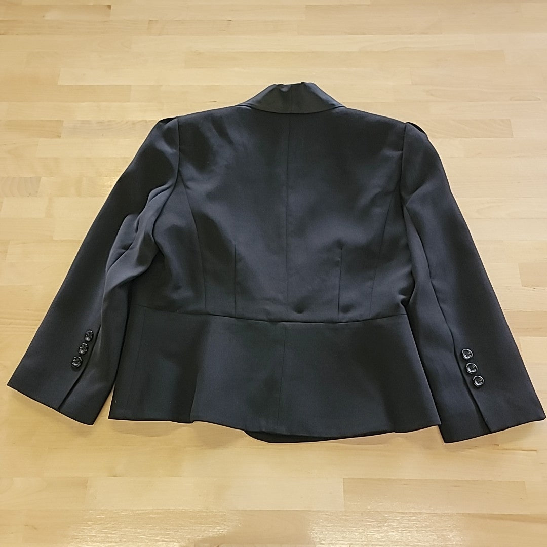 Forever 21 Size M Black Blazer