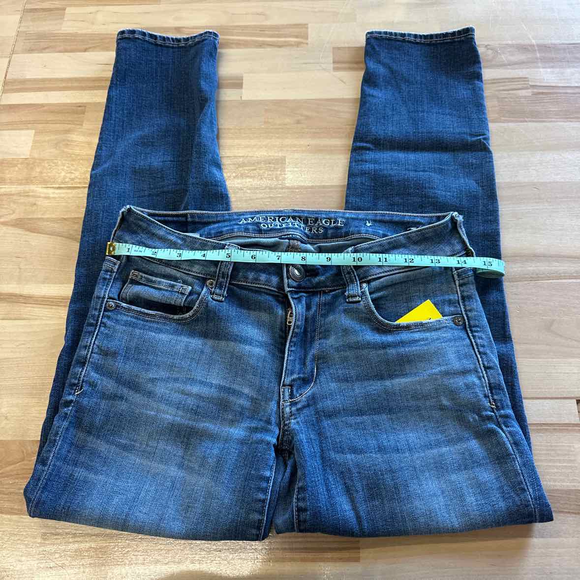 American Eagle Size 4 Blue Preloved Jeans