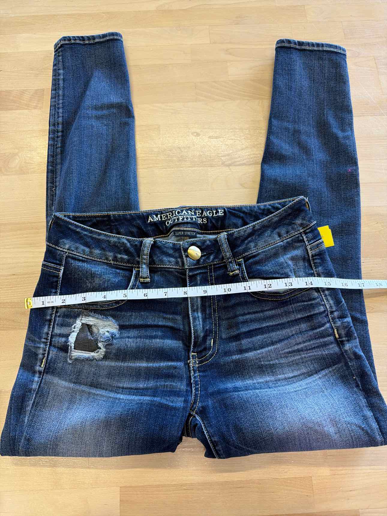 American Eagle Size 4 Denim Jeans