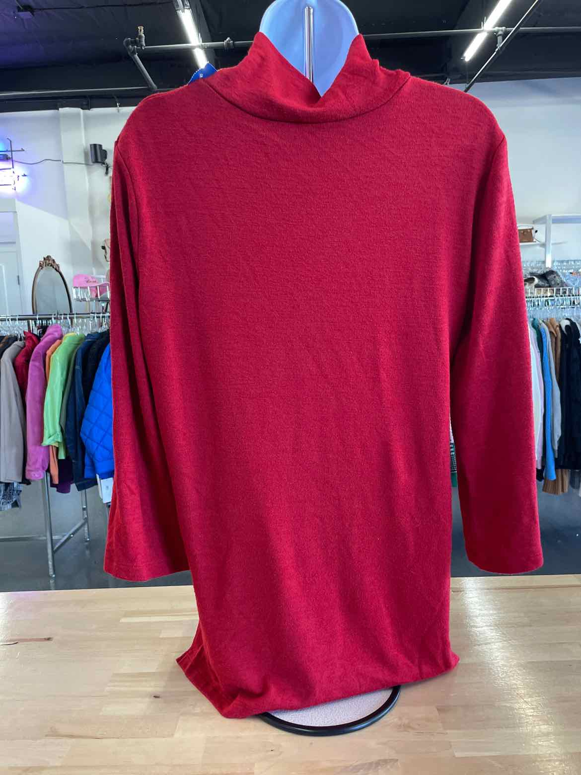 Tahari Size L Red Long Sleeve