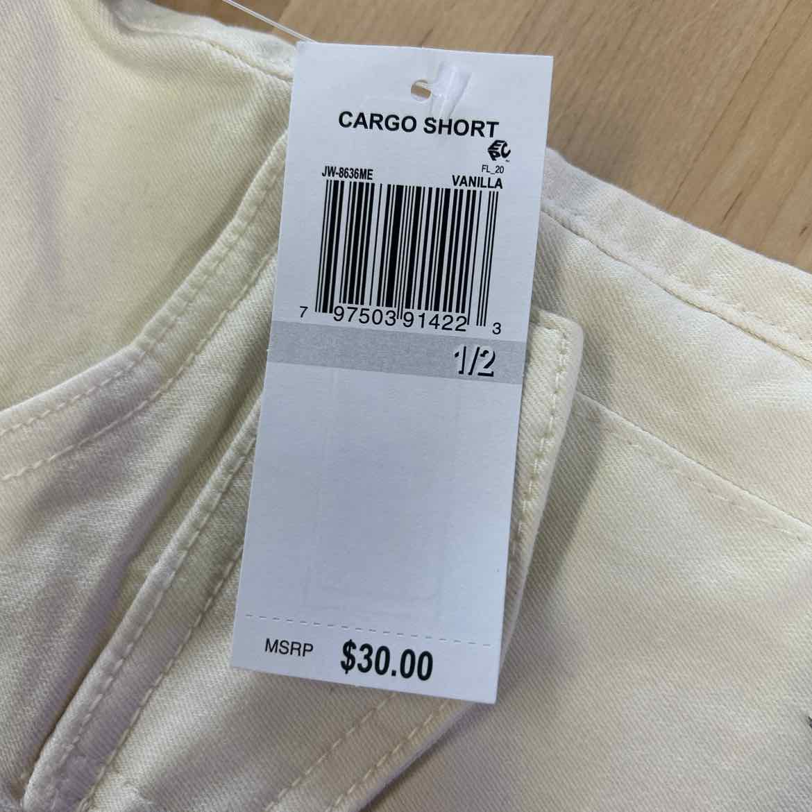 Dollhouse Juniors' High Rise Cargo Shorts - Vanilla - 1/2