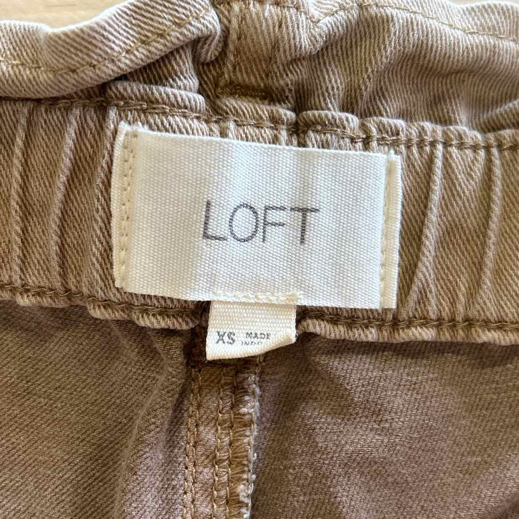 Loft Women Size XS Tan Preloved Shorts