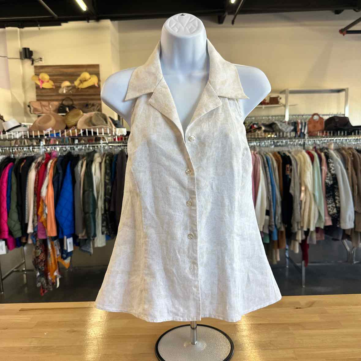 Liz Claiborne Size 8P White 2 pc sets