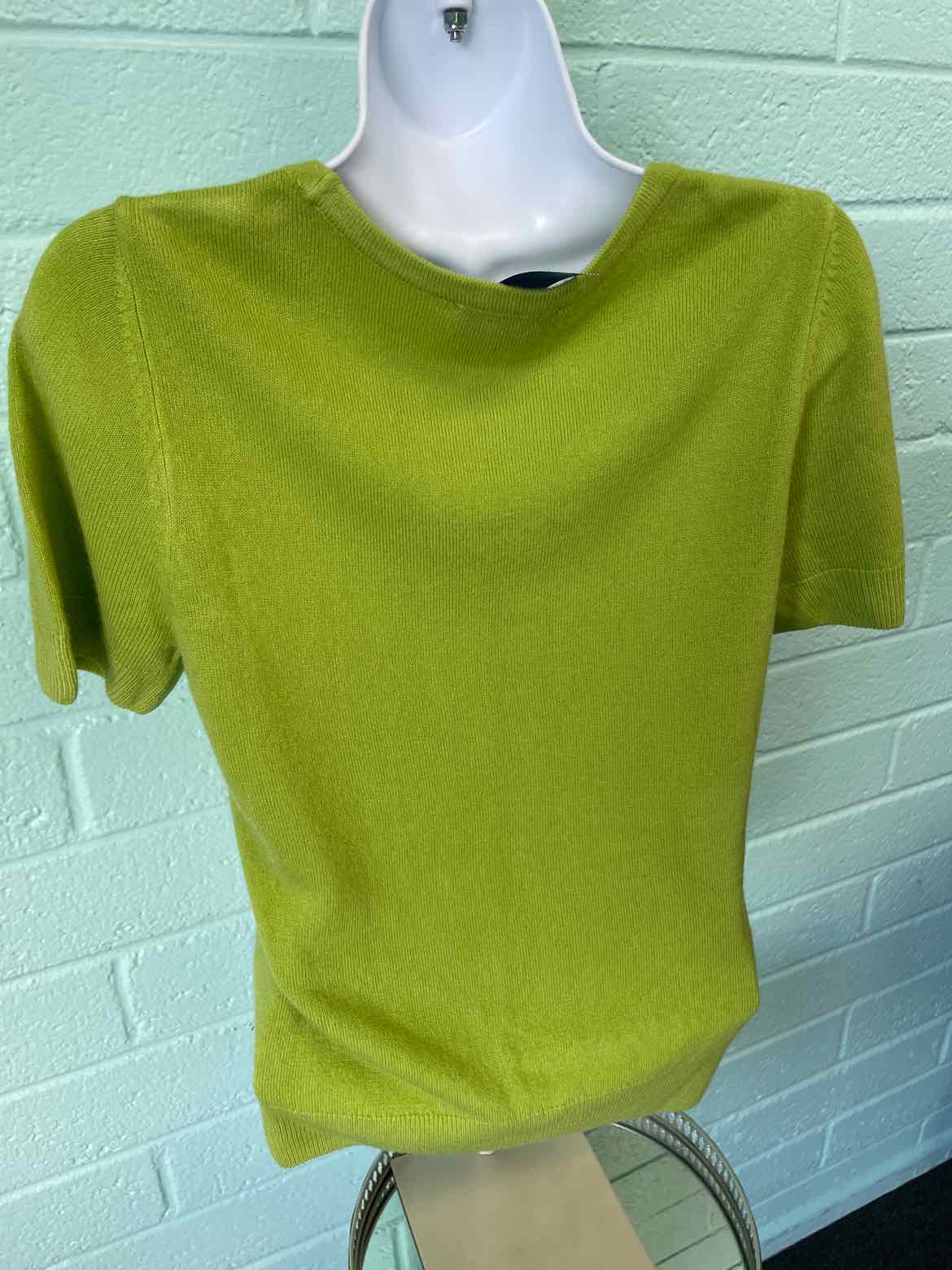appleseeds Size PS Lime Green Shirt