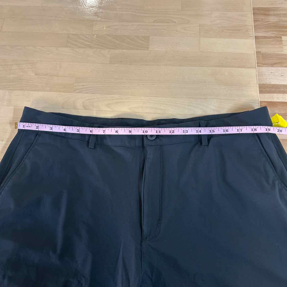 Greg Norman Men's Size 38 Black MENS Shorts
