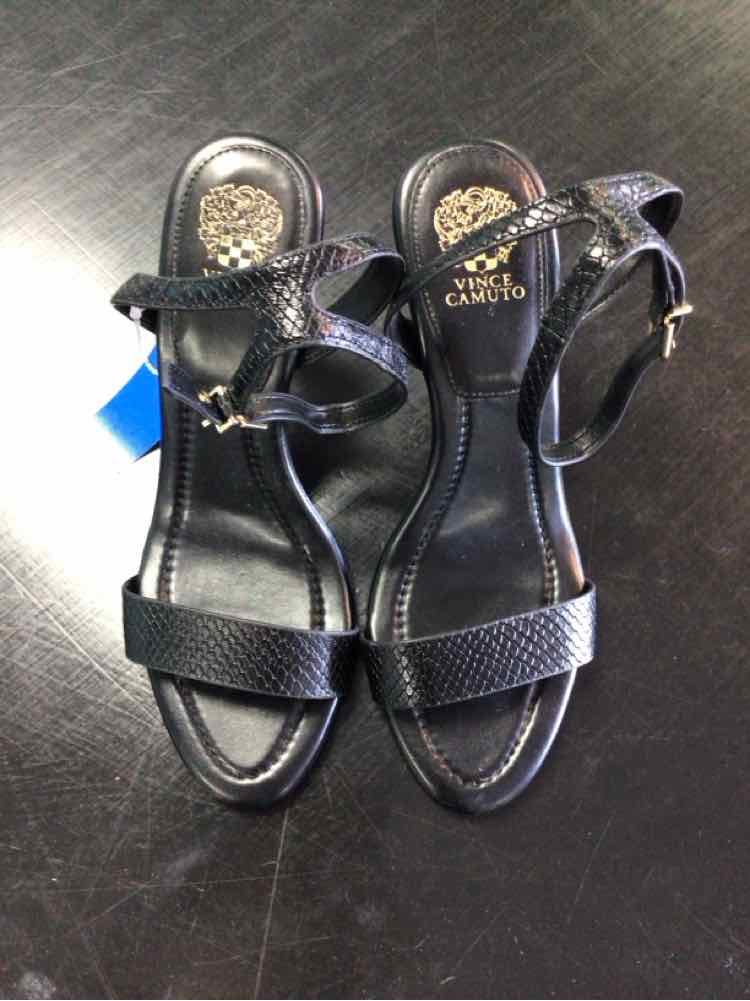 Vince Camuto Shoe Size 9 Black Pumps