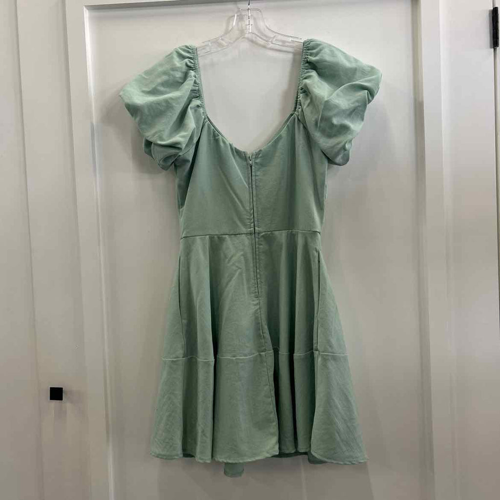 Altar'd State Size M Green Preloved Dress