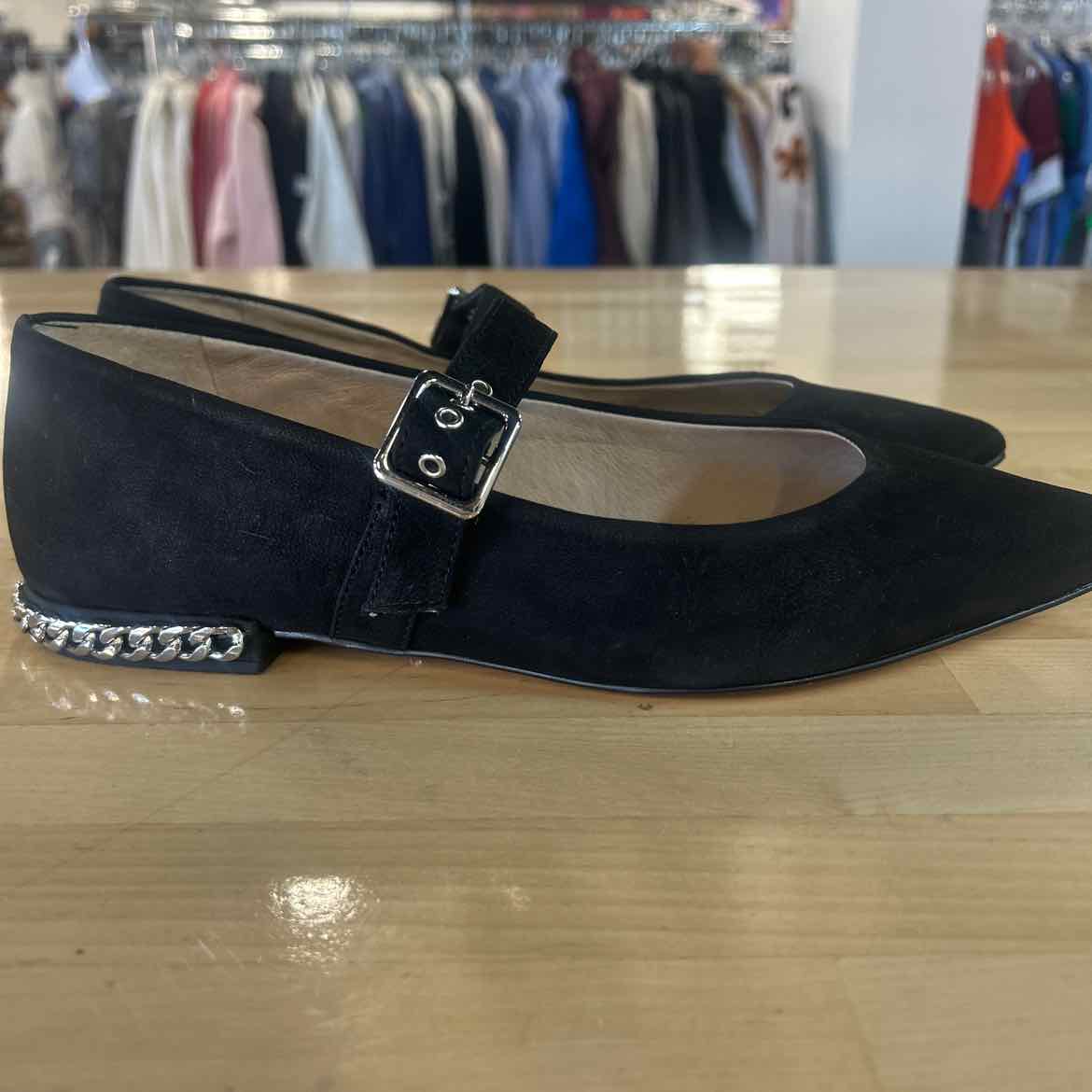 Gianni Bini Size 9 Black Leather Suede Preloved Flats