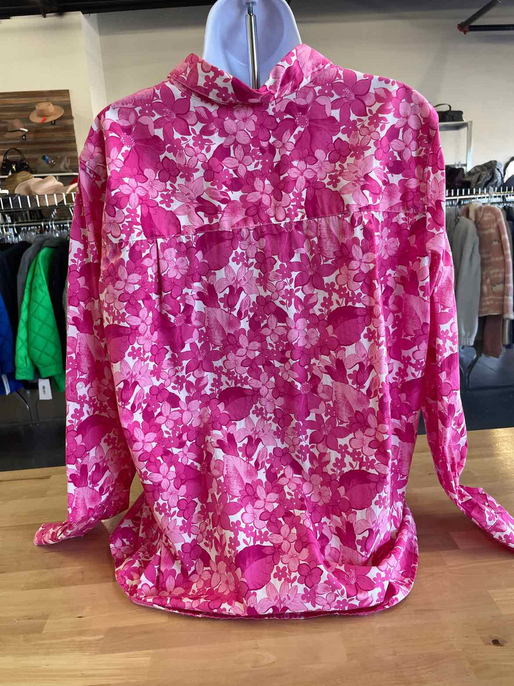 Cascade Blue Size XL Pink Button Down Shirt