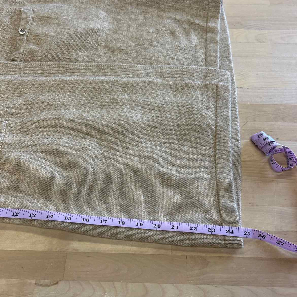 White House Black Market Size M Tan Preloved Cardigan