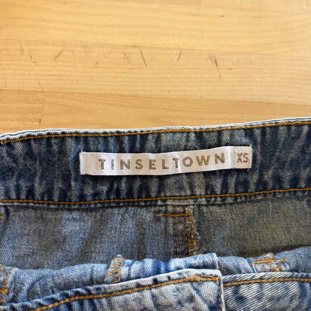 Tinseltown Juniors' Cotton Denim Cargo Miniskirt - Medium Wash