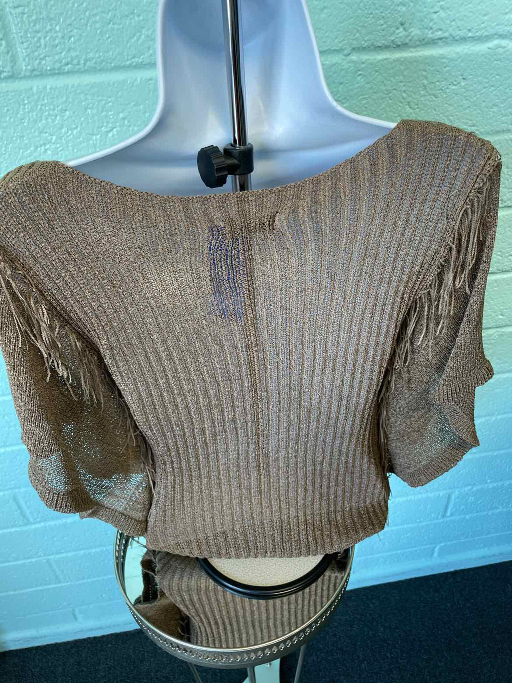 Vivian Size One Size Brown Sweater