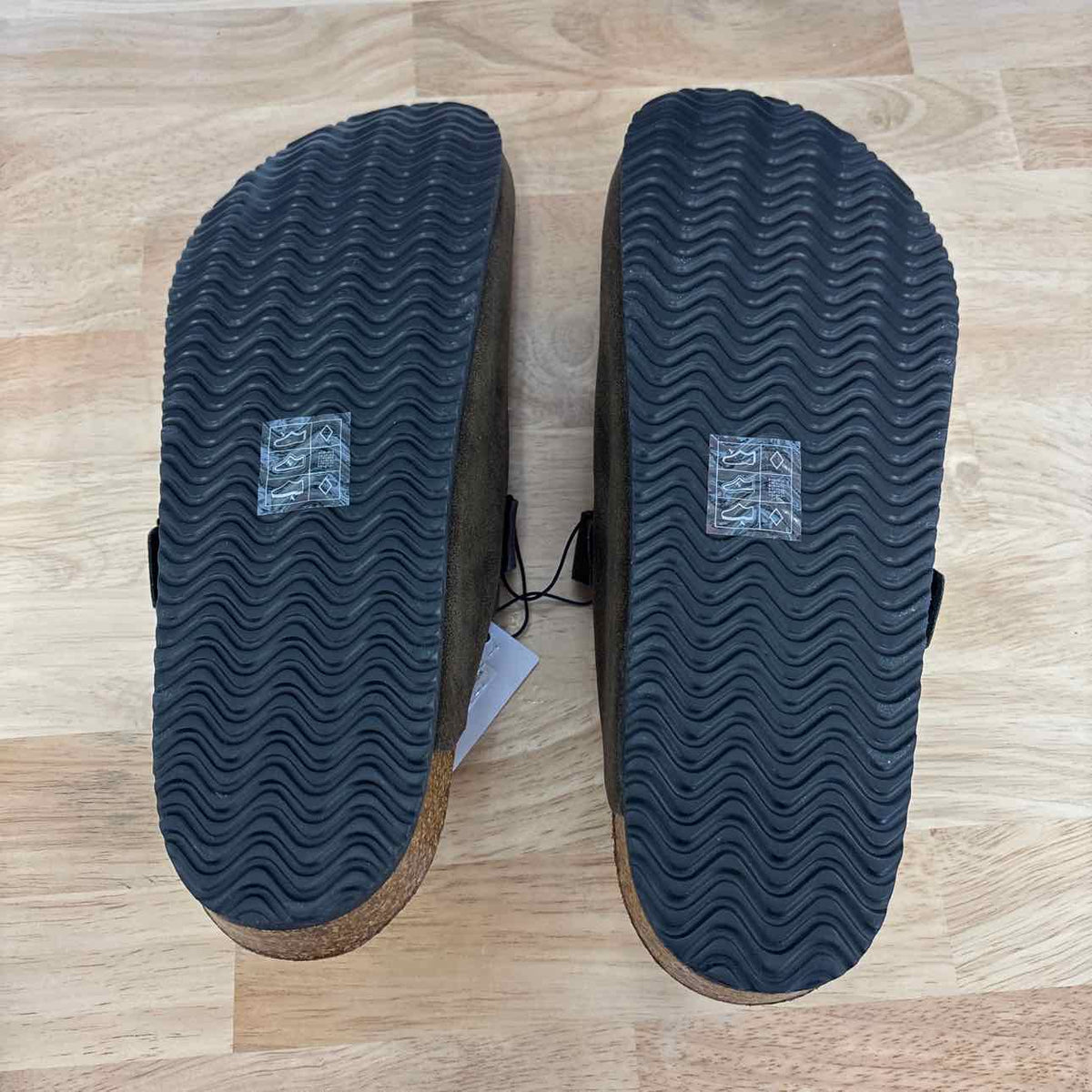 Cotton On Size 12 Brown MENS Slide Sandals