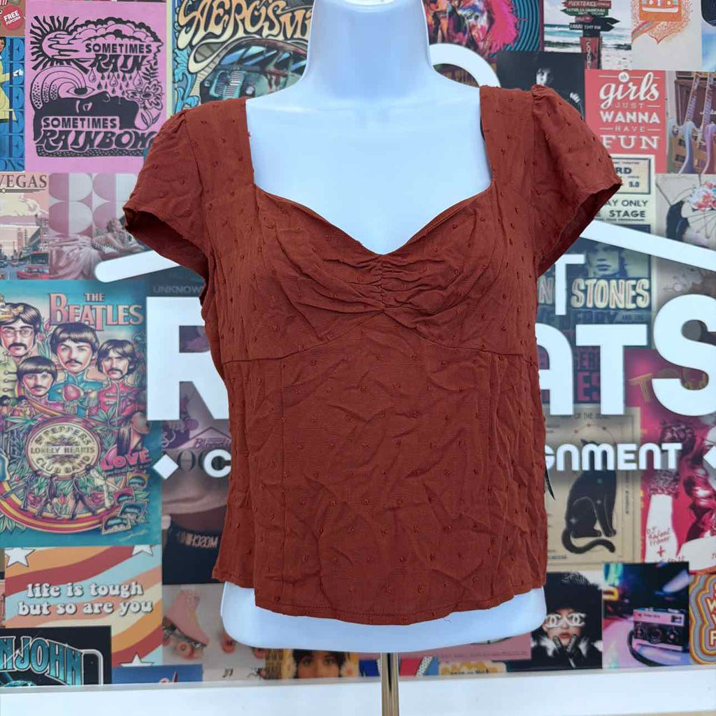 BCX Size M  Clip-Dot Sweetheart-Neck Top