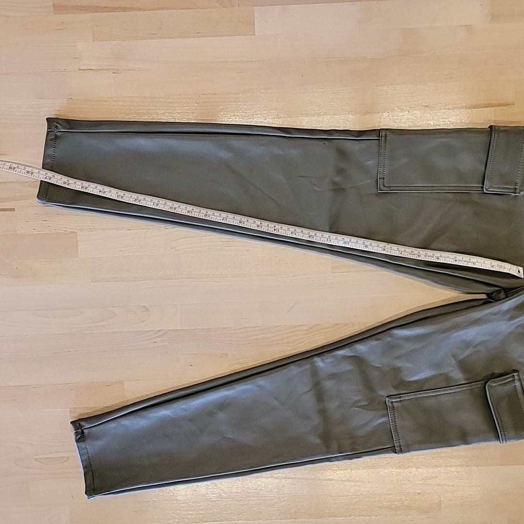 TINSELTOWN Size XS Green  Faux Leather High Rise Pull-on Skinny Cargo Jeans NWT