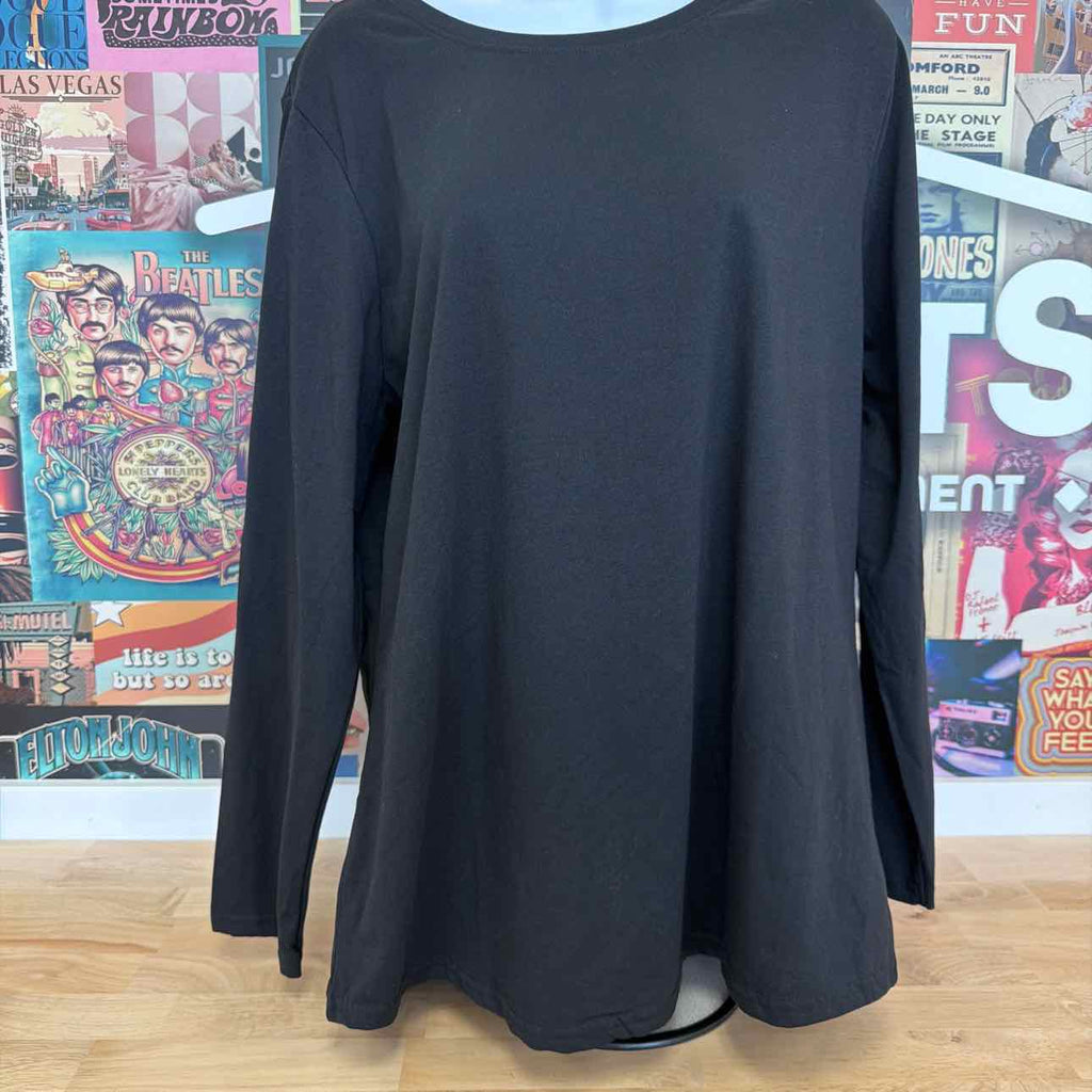 Aveto Size 2X  Crewneck Top - Black Beauty