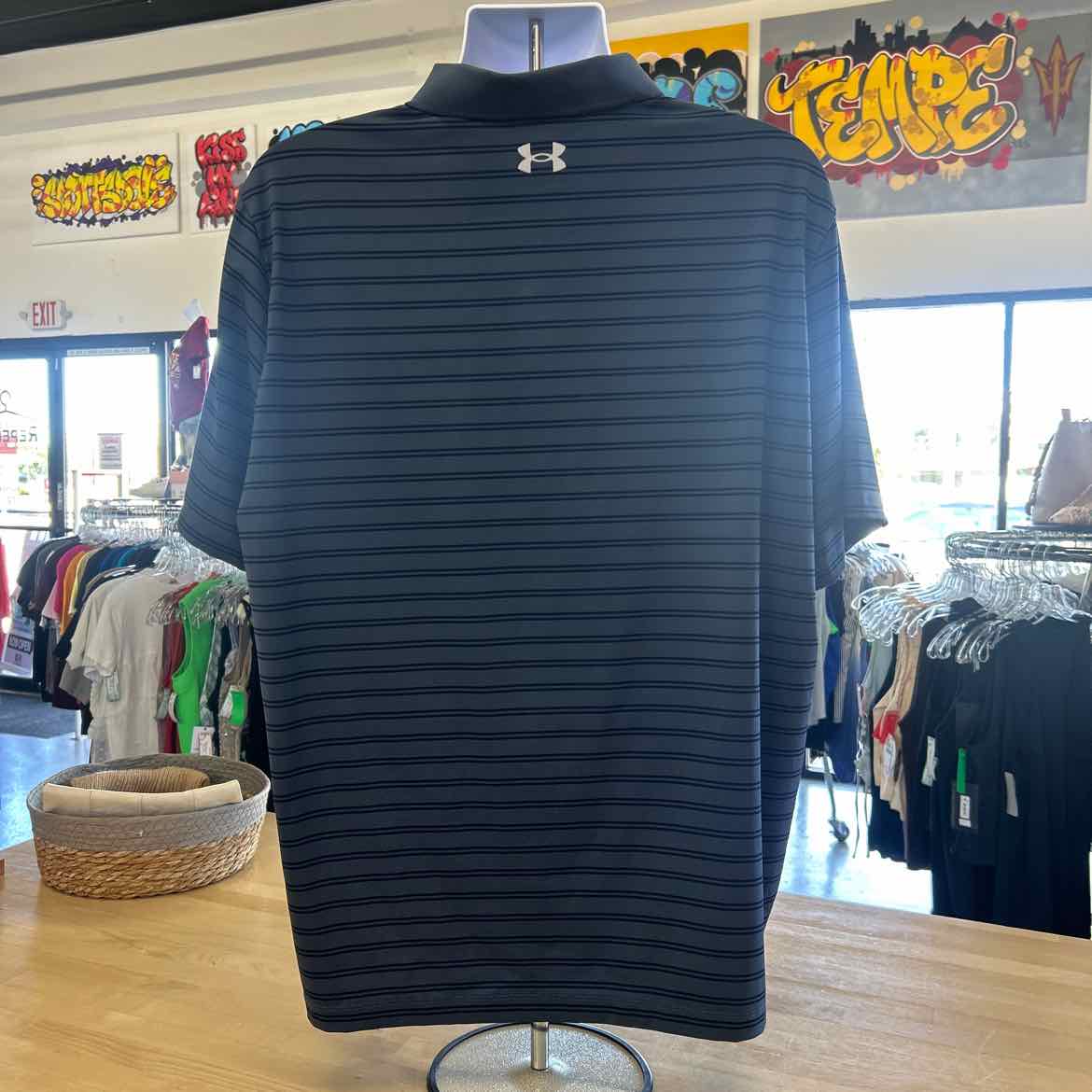 Under Armour Size XL Gray Preloved MENS Polo