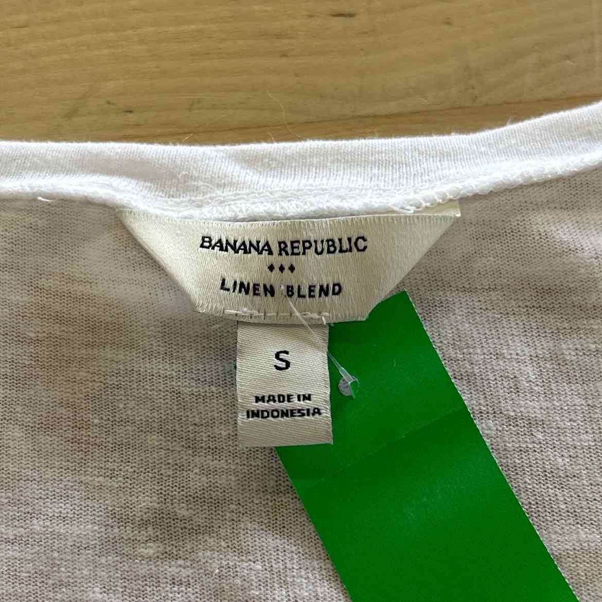 Banana Republic Size S White Preloved Sleeveless