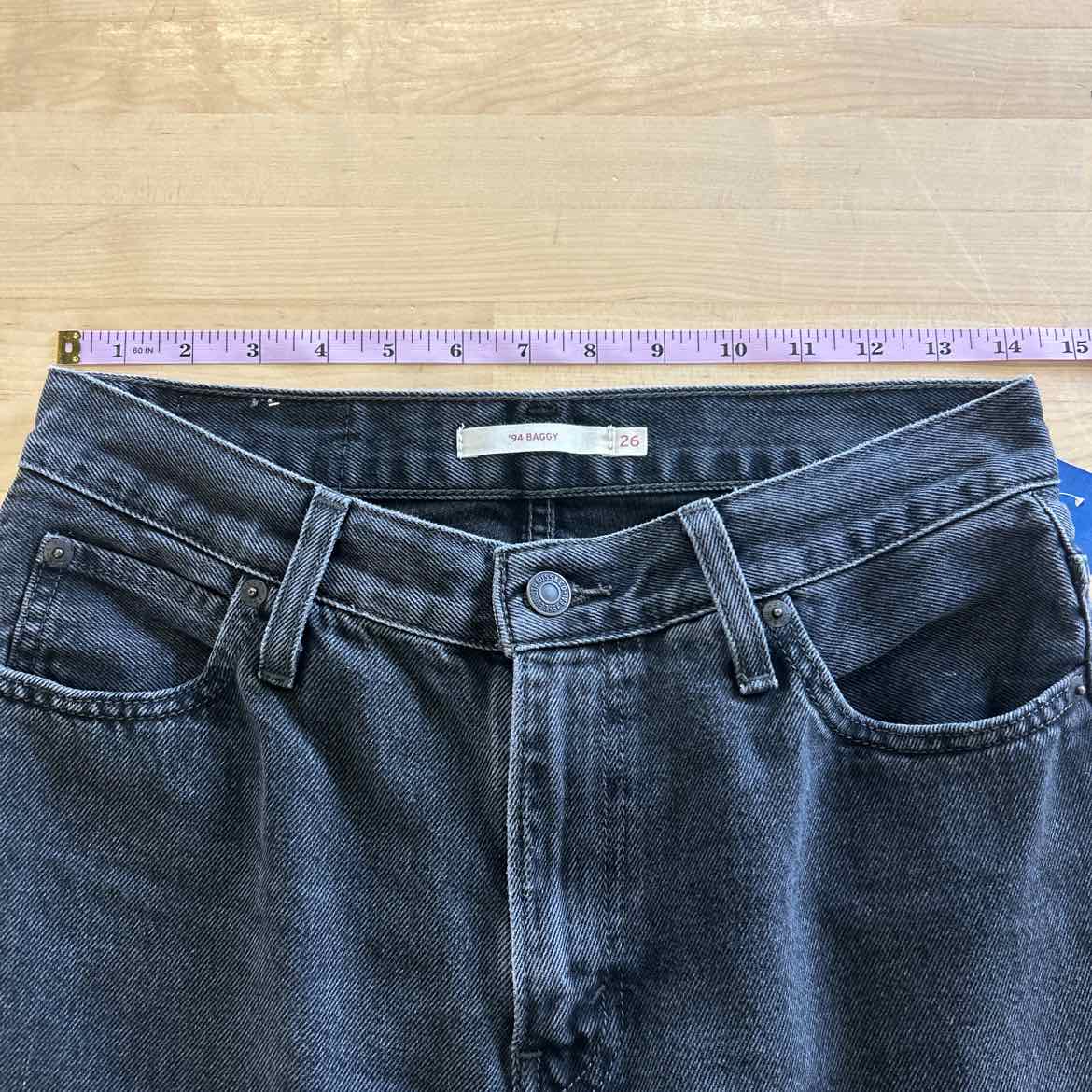 Levi's Size 26 Black Denim Preloved Jeans