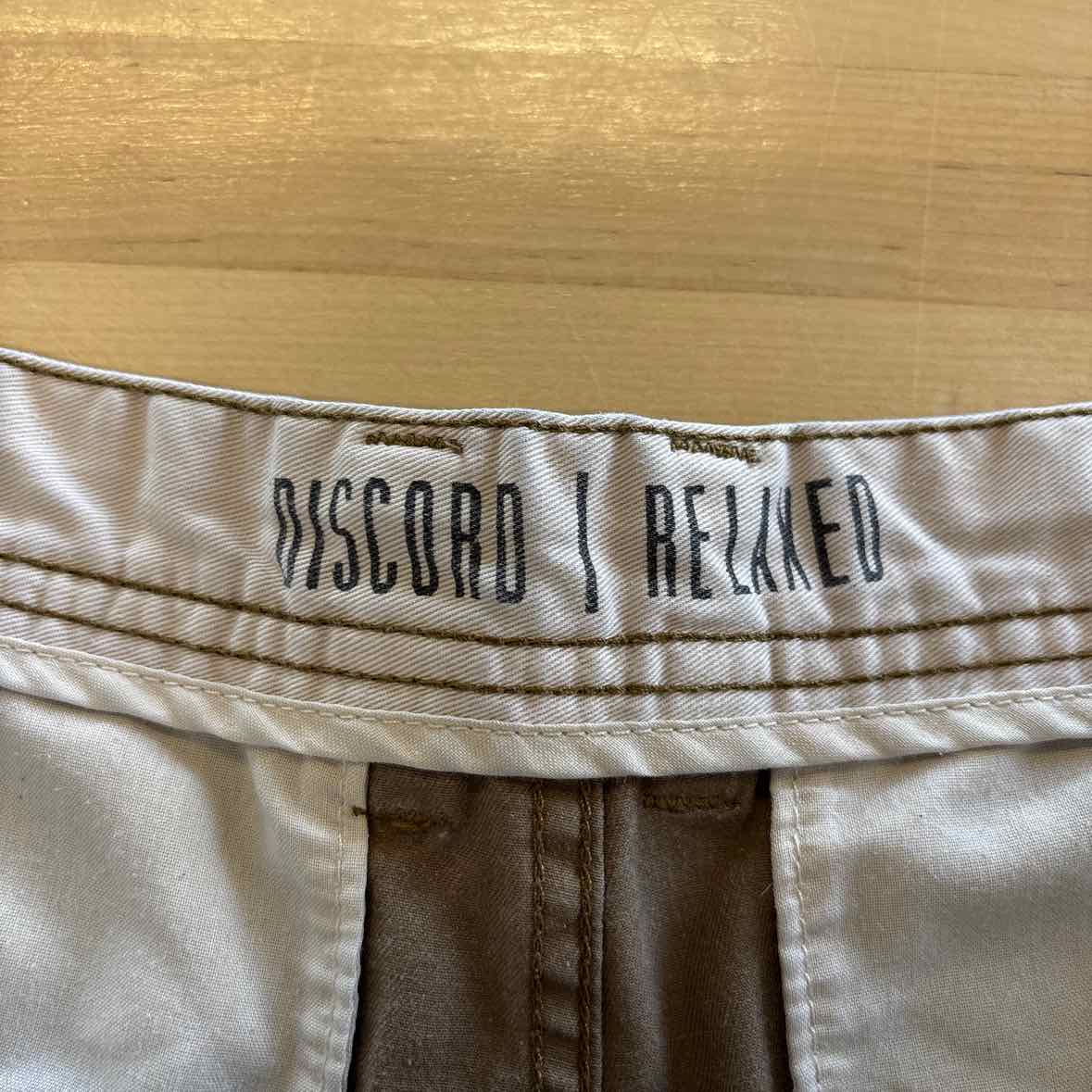 Discord Men's Size 32 Khaki MENS Shorts