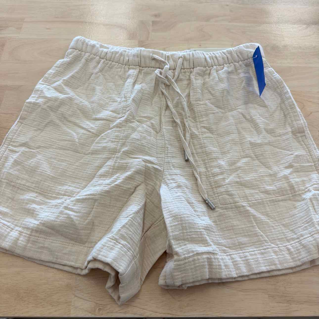 Calvin Klein Women Size XS Tan New Shorts
